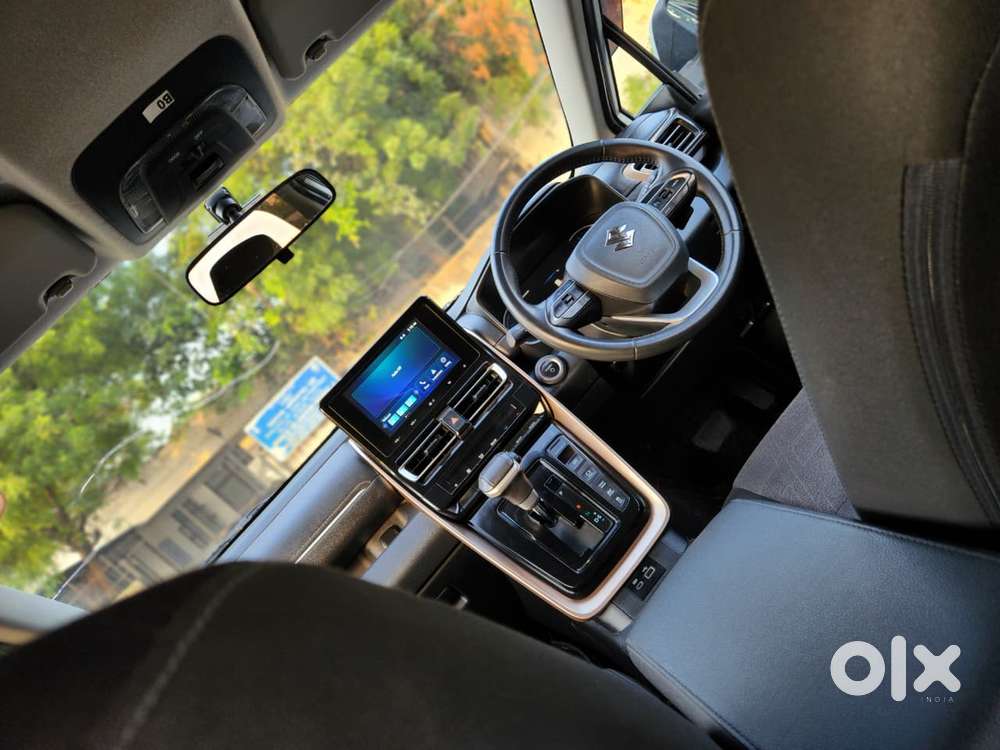 Maruti Suzuki Invicto Zeta Plus 7str, 2024, Petrol