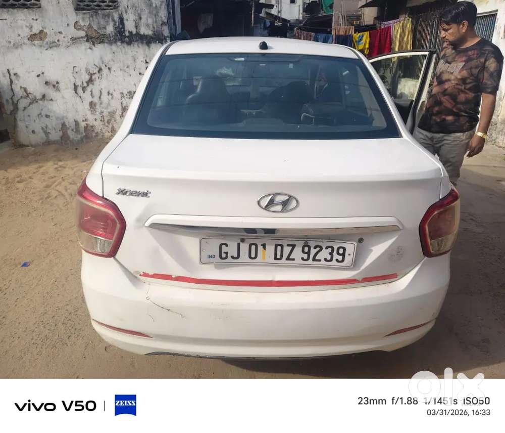 Hyundai Xcent 2016 Diesel 143000 Km Driven