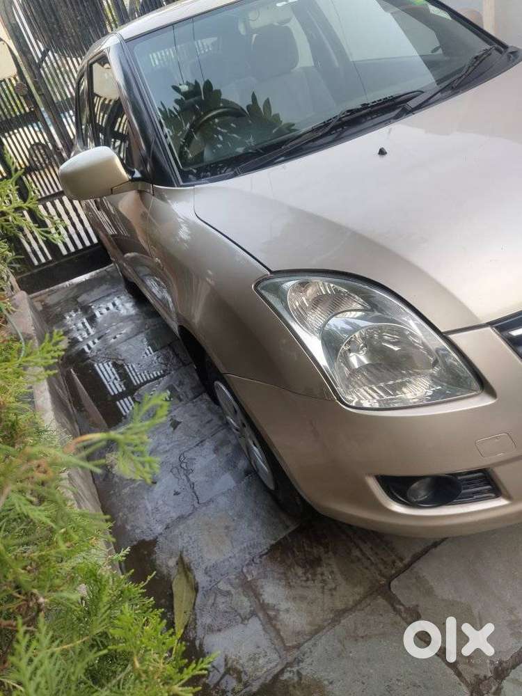 Maruti Suzuki Swift Dzire 1.2 Vxi Bsiv, 2011, Petrol
