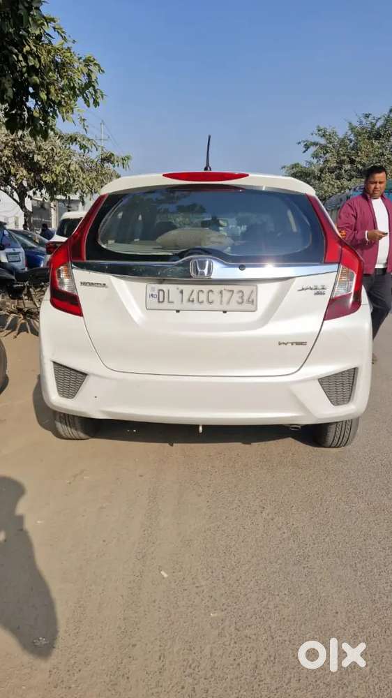 Honda Jazz 2015 Petrol Well Maintained