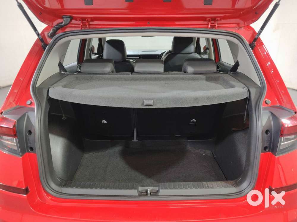 Skoda Kushaq Style 1.0l Tsi At, 2022, Petrol