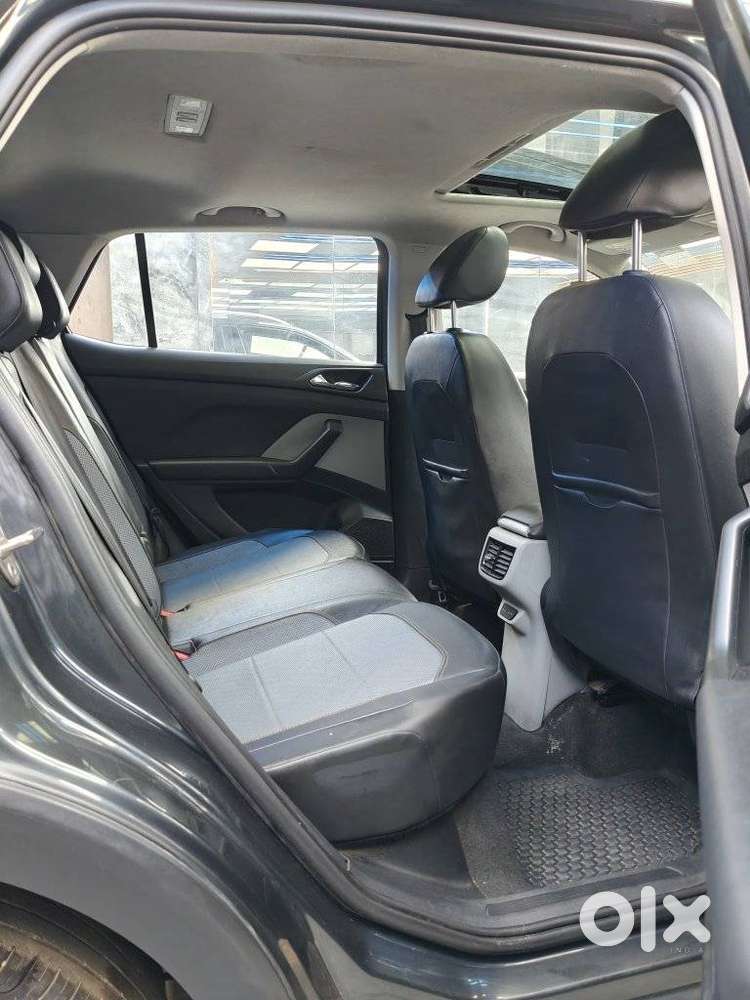 Skoda Kushaq 1.0 Tsi Style At (6 Airbags), 2021, Petrol
