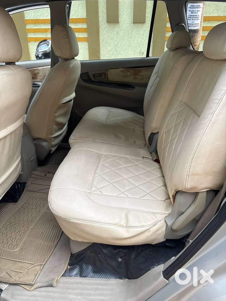 Toyota Innova 2013