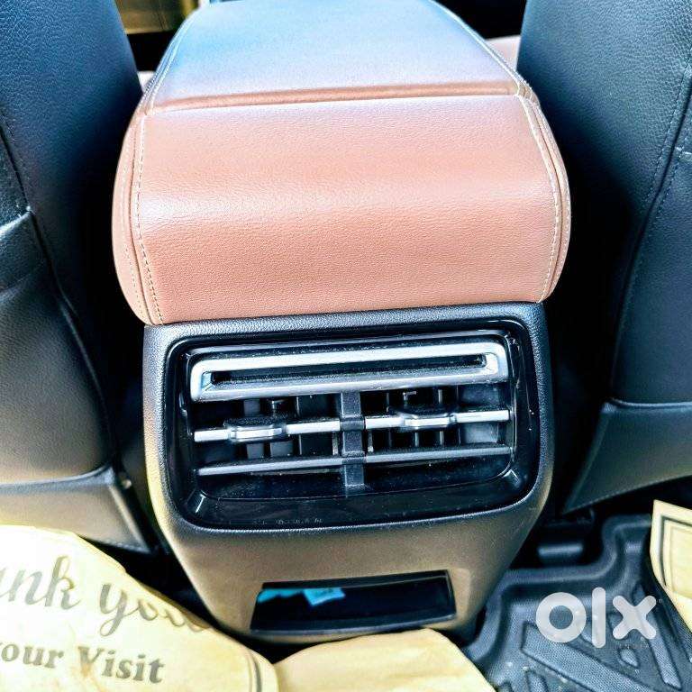 Mg Hector Plus Savvy Pro 1.5 Turbo Petrol Cvt 6 Str Dual Tone, 2023,..