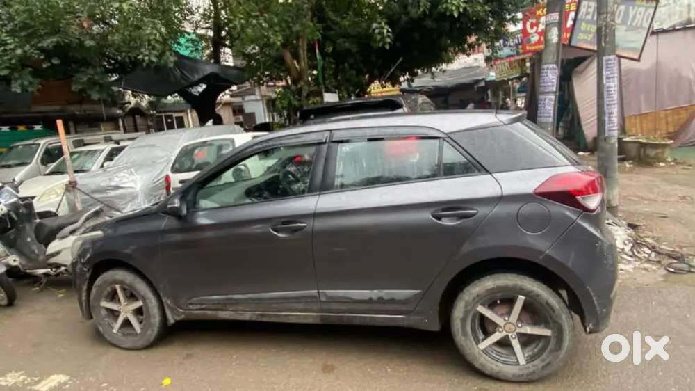 Hyundai I20 Sportz 2015cng On Paper