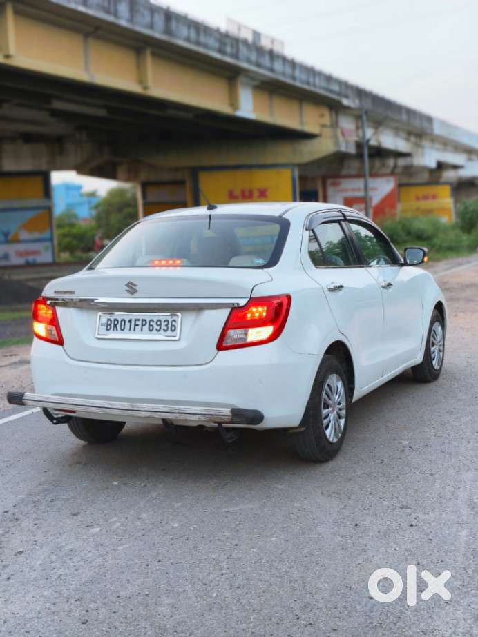 Maruti Suzuki Dzire 1.2 Vxi, 2022, Petrol