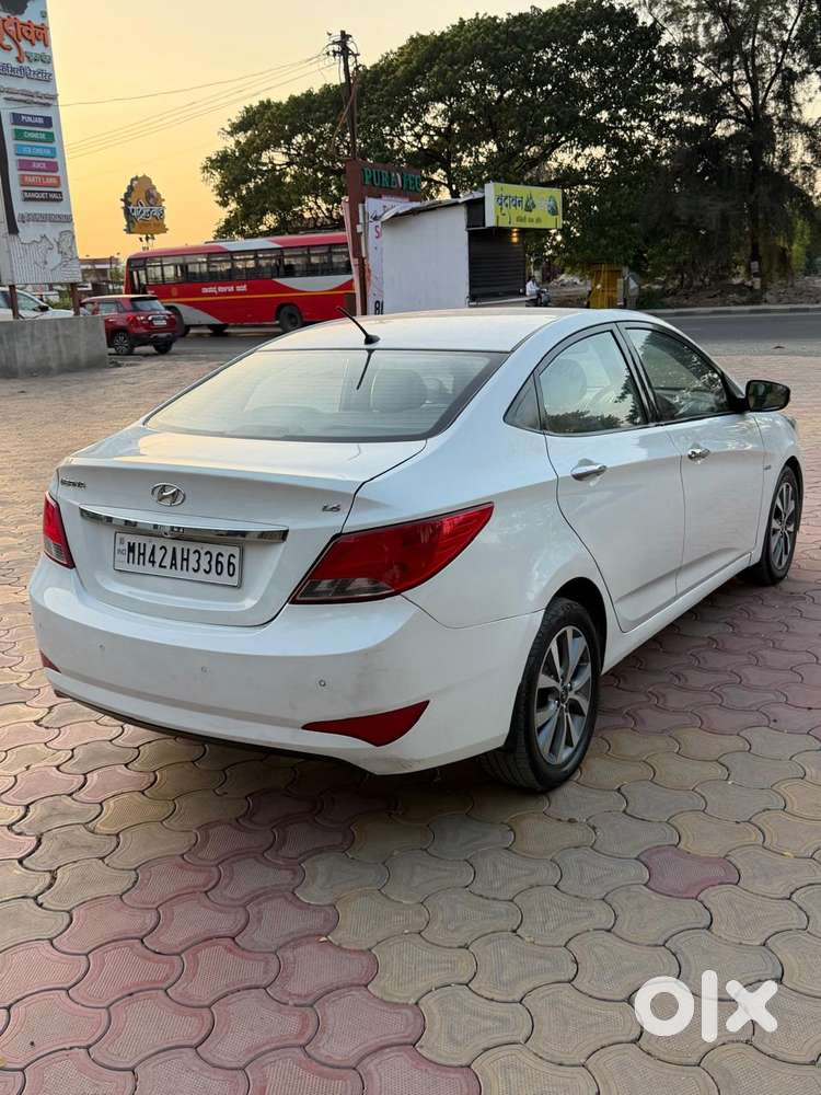 Hyundai Verna 1.6 Crdi Sx Option, 2015, Diesel