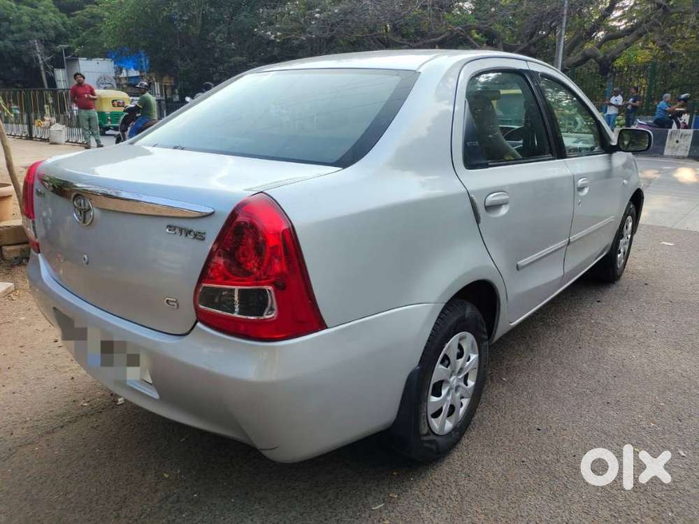 Toyota Etios 2010-2012 G, 2011, Petrol