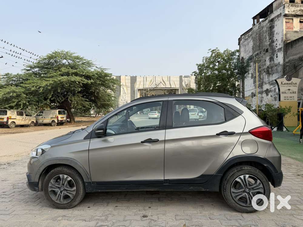 Tata Tiago 1.2 Revotron Xz (o), 2018, Petrol