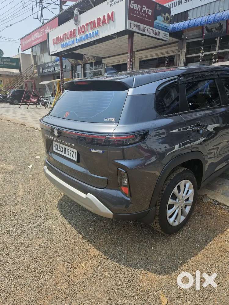Maruti Suzuki Grand Vitara 2025 Petrol Well Maintained