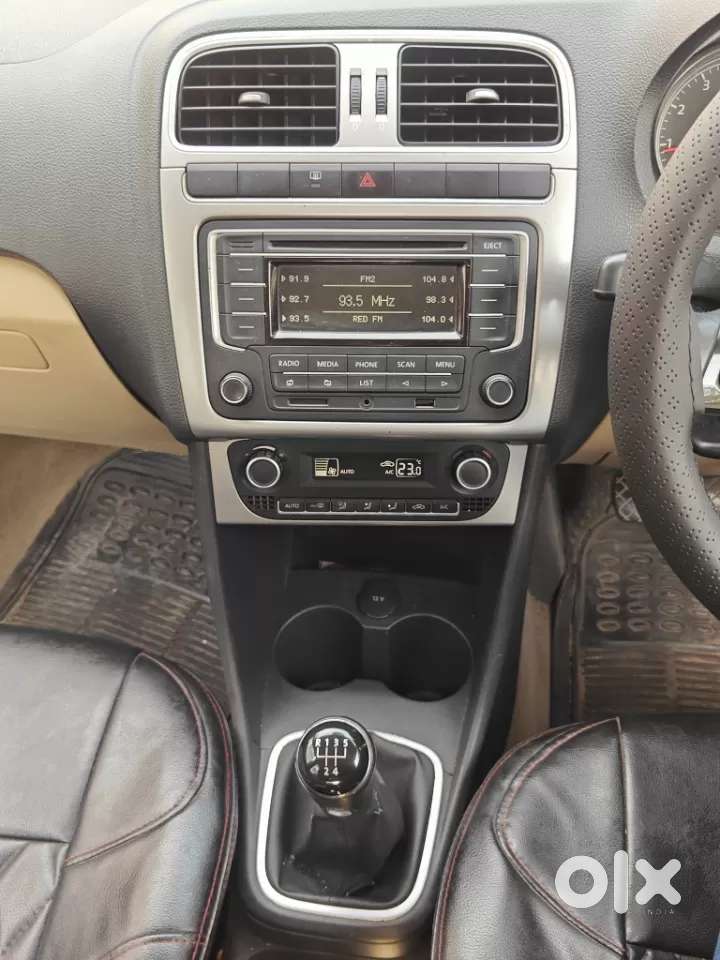 Volkswagen Polo 2009-2013 Petrol Highline 1.2l, 2015, Petrol