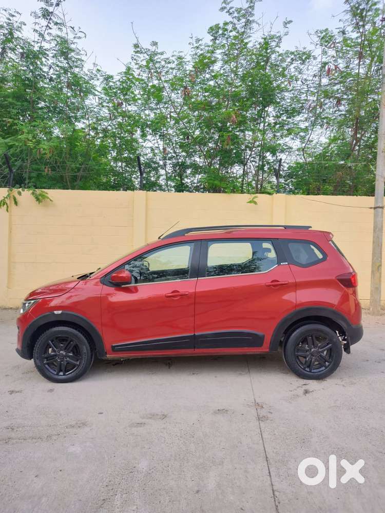 Renault Triber Rxz, 2021, Petrol