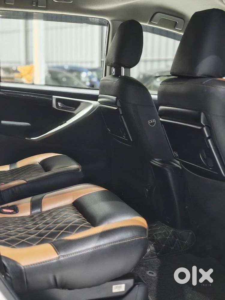 Toyota Innova Crysta