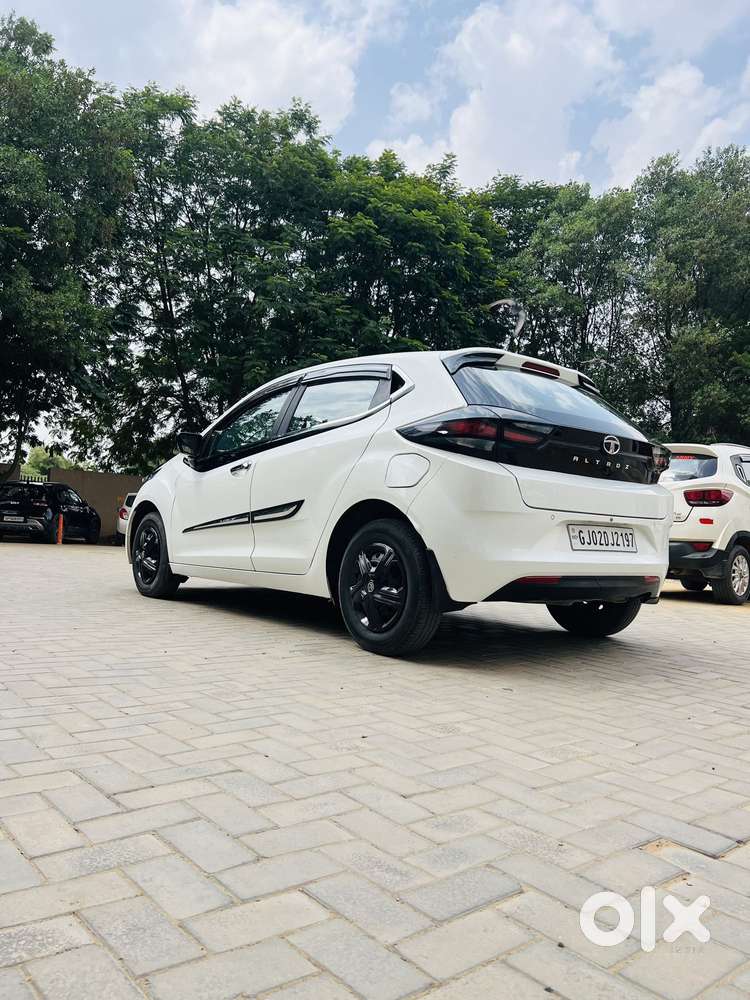 Tata Altroz Xm Plus Icng, 2021, Cng & Hybrids