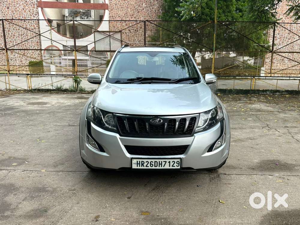 2017 Mahindra Xuv500 Diesel W10 Auto Diesel Sunroof