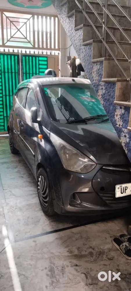 Eon Era Gadi Ekadam Okay Hai First Party Insurance Kara Diya Hai