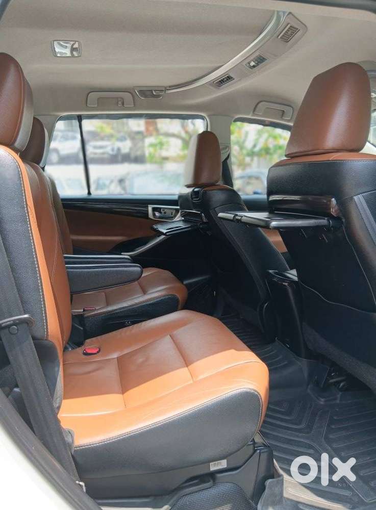 Toyota Innova Crysta 2.8z Automatic, 2018, Diesel