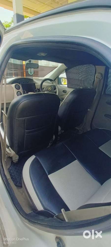 Toyota Etios Liva 2016