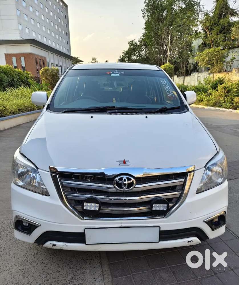 Toyota Innova Diesel 2011 Year