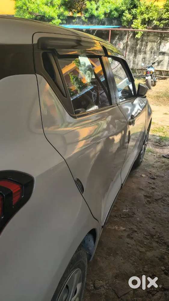Maruti Suzuki Swift 2020 Petrol 63000 Km Driven