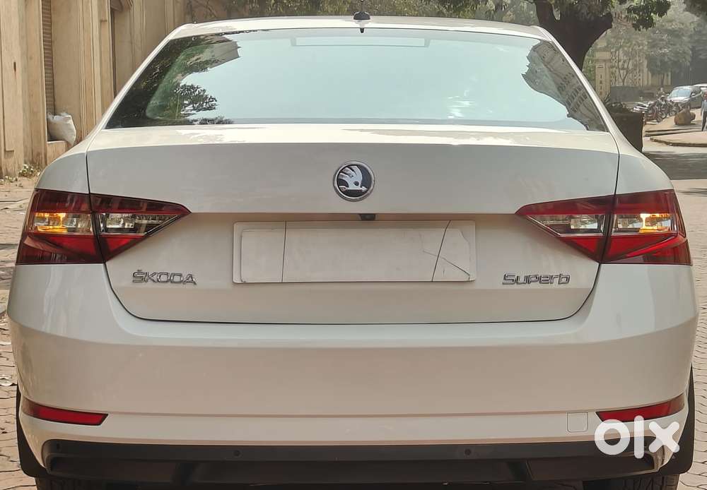Skoda Superb Lk 1.8 Tsi At, 2017, Petrol