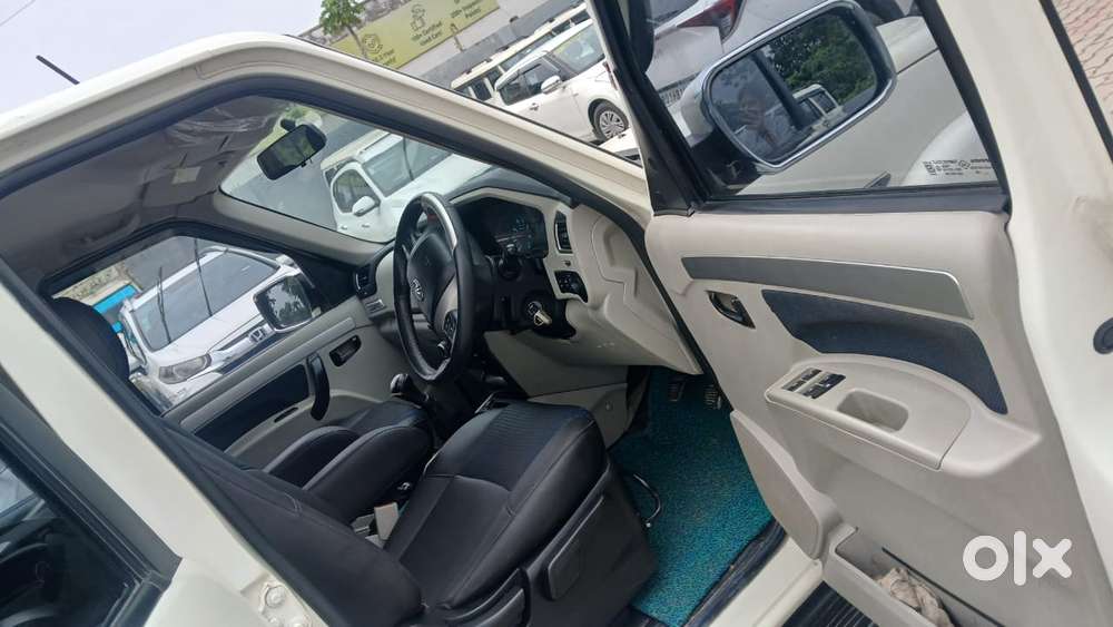 Mahindra Scorpio S11 Mt 7s, 2021