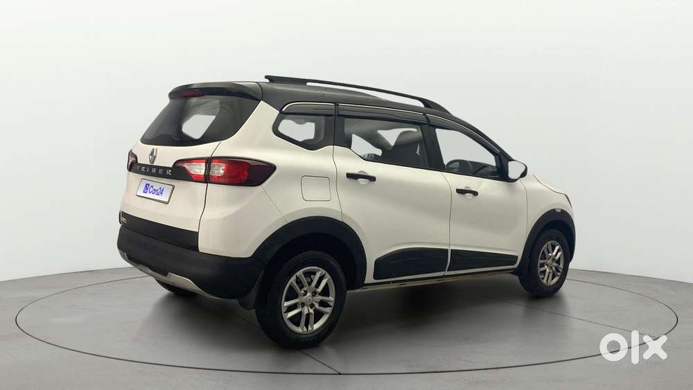 Renault Triber Rxl, 2023, Petrol