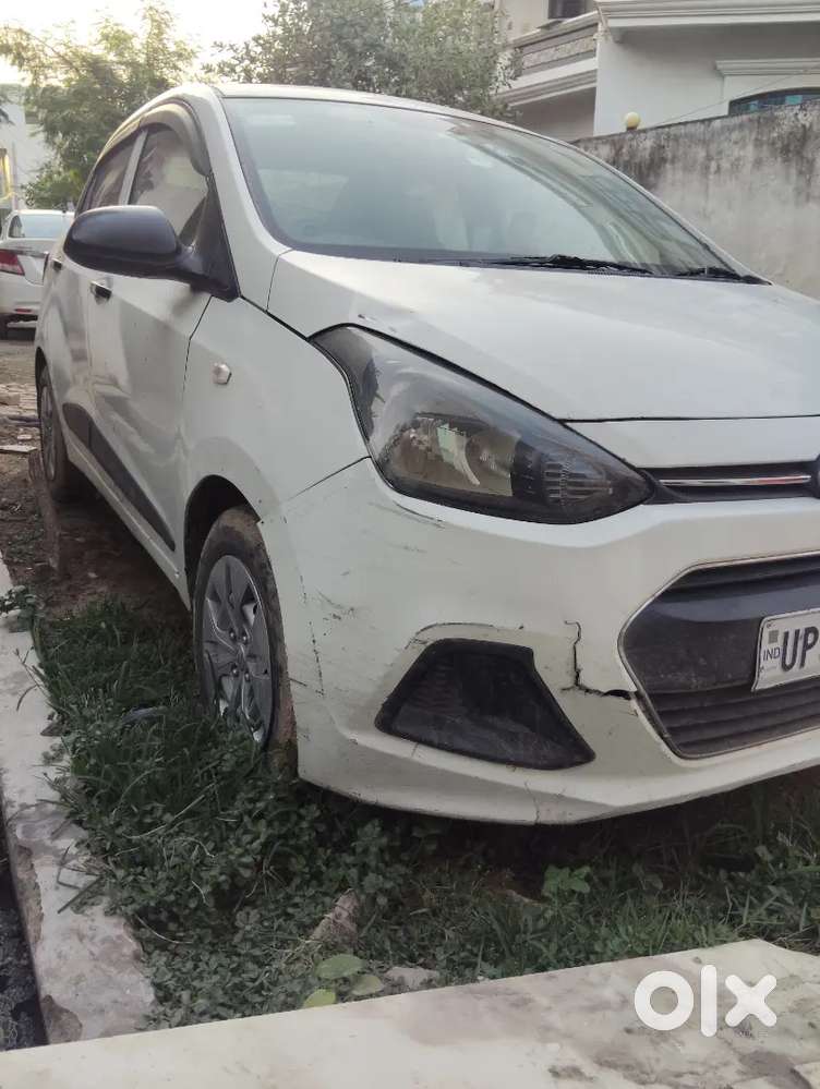 Hyundai Accent Hatchback 2016 Diesel 98729 Km Driven