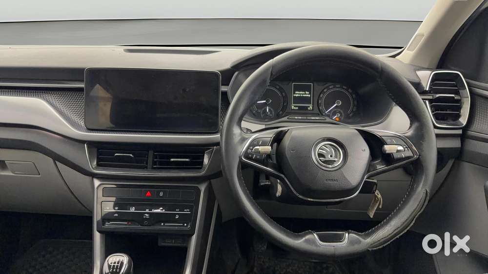 Skoda Kushaq 1.0 Tsi Ambition, 2022, Petrol