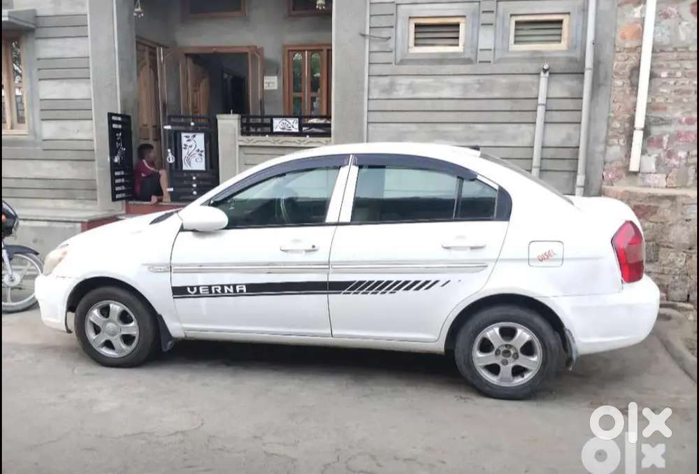 Hyundai Verna 2010 Well Condition,diesel 140000 Km Driven