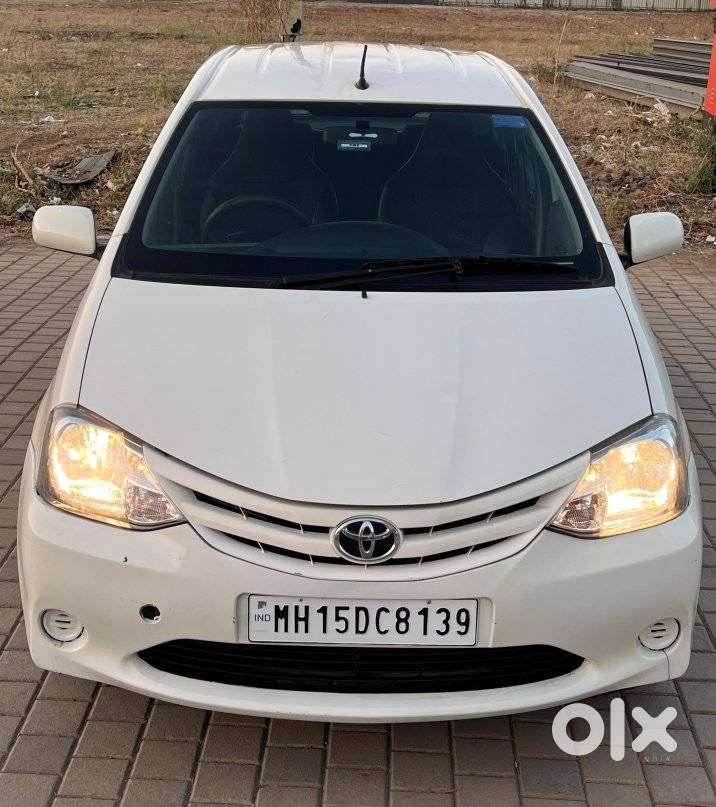 Toyota Etios Liva, 2012, Petrol