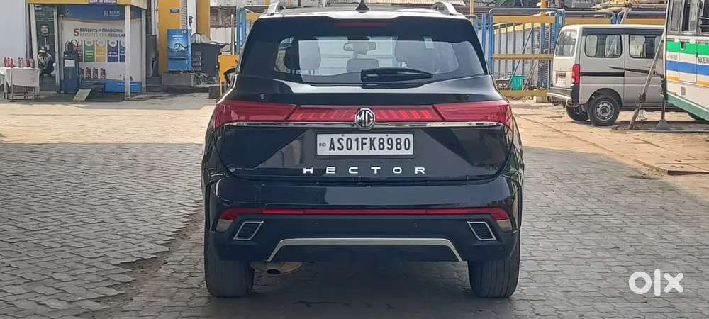 Mg Hector 2023 Petrol 57000 Km Driven