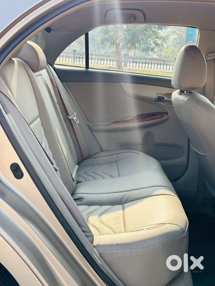 Toyota Corolla Altis J, 2010, Diesel