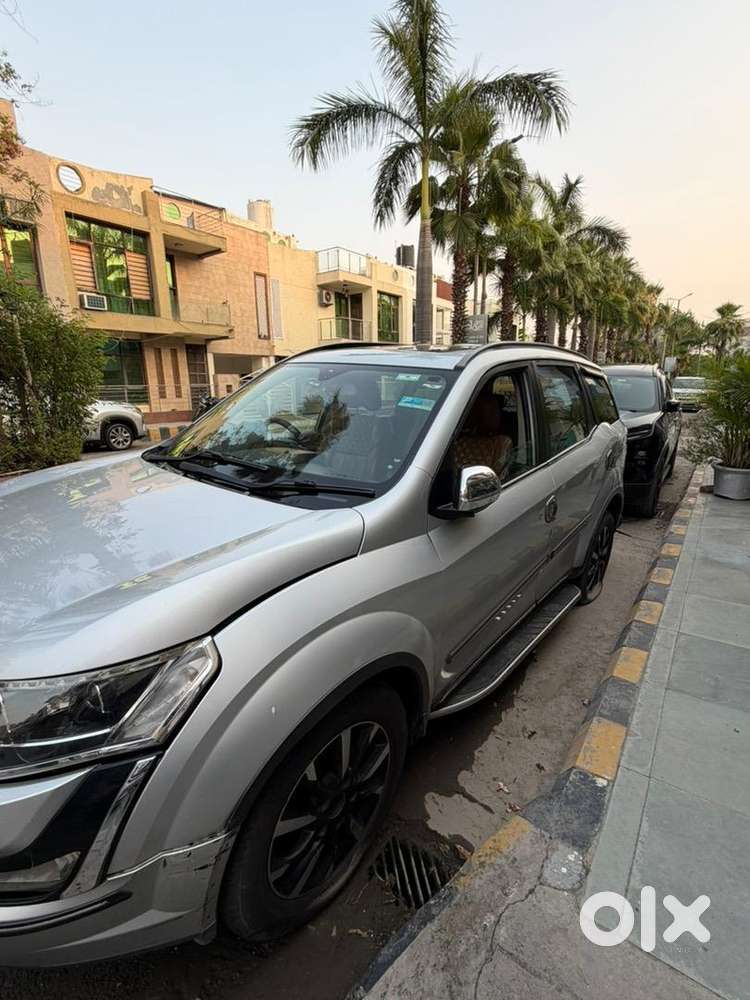 Mahindra Xuv500 2018 Diesel 95000 Km Driven