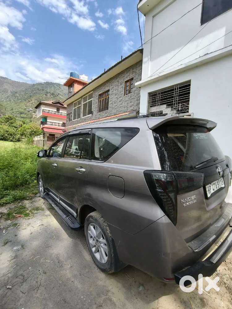 Toyota Innova Crysta 2017