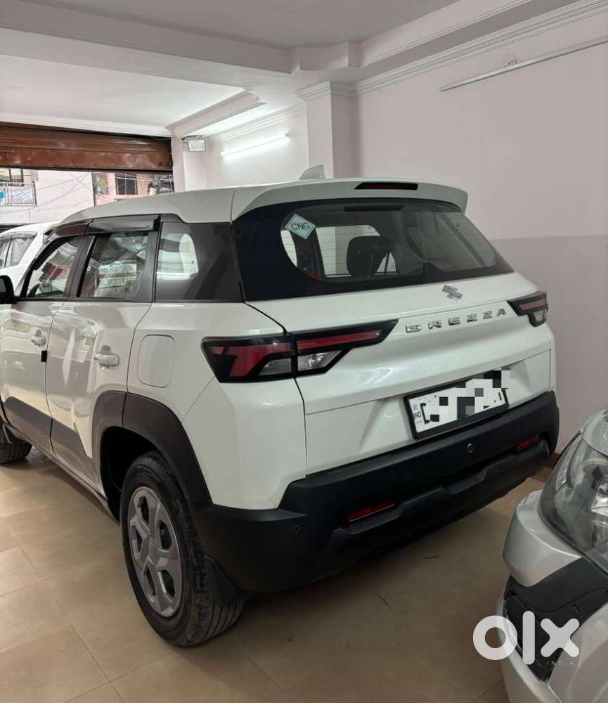 Maruti Suzuki Brezza 1.5 Vxi Cng, 2024, Cng & Hybrids