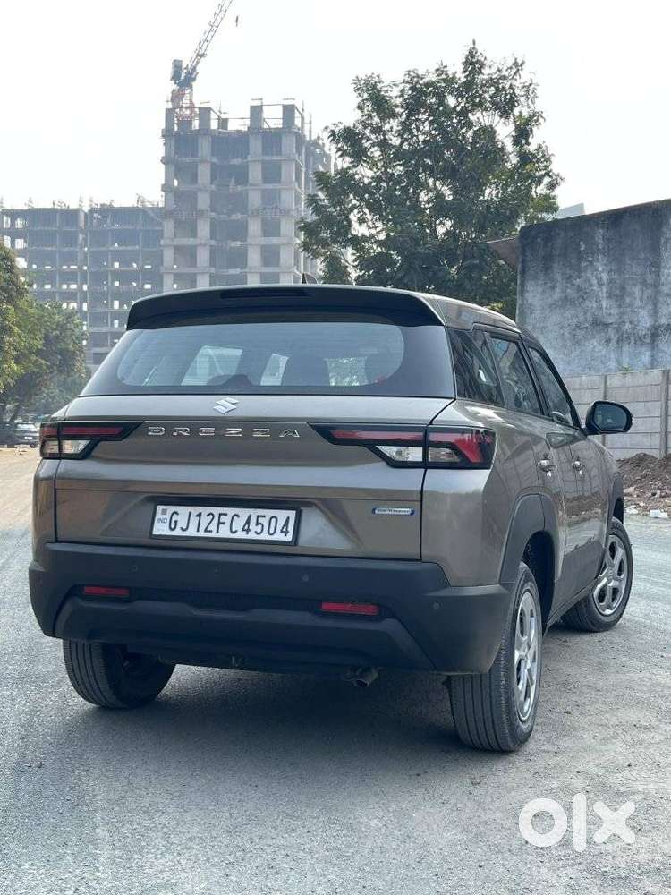 Maruti Suzuki Brezza 1.5 Vxi Smart Hybrid, 2023, Petrol