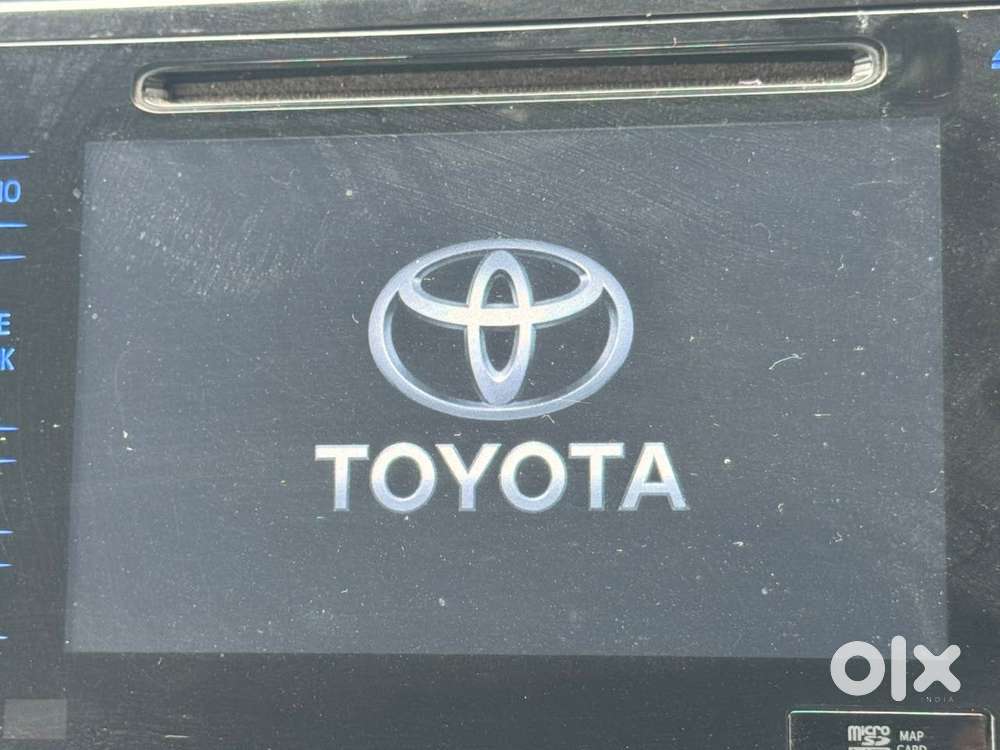 Toyota Innova Crysta 2.8z Automatic, 2016, Diesel