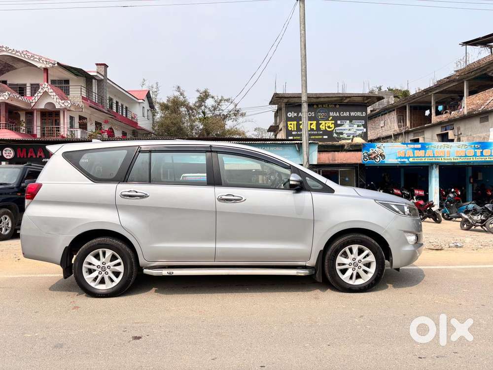 Toyota Innova Crysta