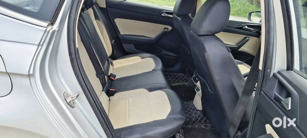 Skoda Slavia 1.0 Tsi Style, 2022, Petrol