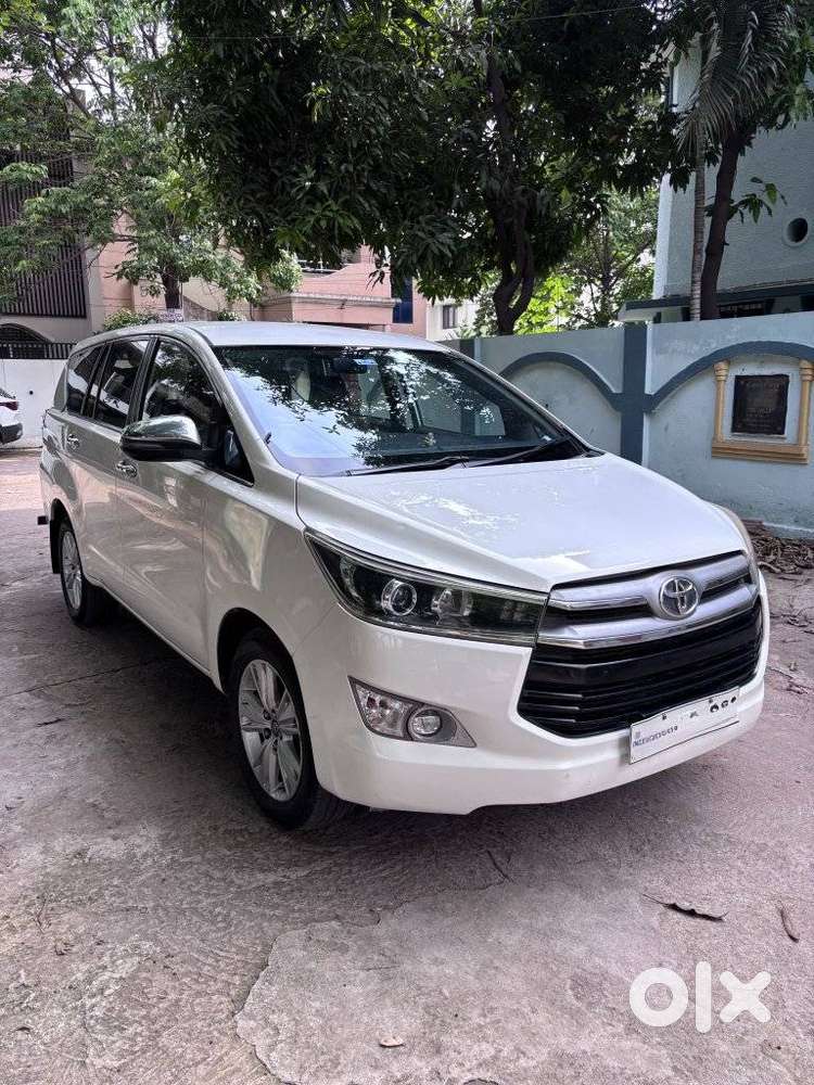 Toyota Innova Crysta 2.8z Automatic, 2019, Diesel