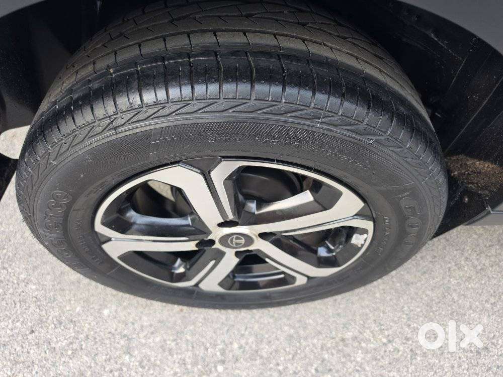 Tata Nexon 1.2 Revotron Xz Plus (s), 2023, Petrol