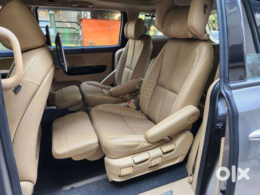 Kia Carnival Limousine Plus 7 Str, 2021, Diesel