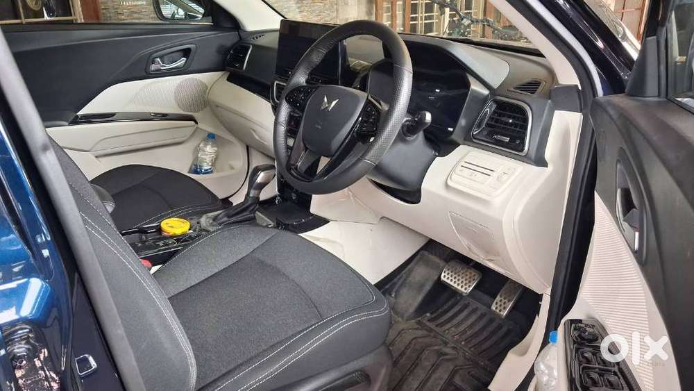 Mahindra Xuv 3xo Ax5l 1.2 Petrol At, 2024, Petrol
