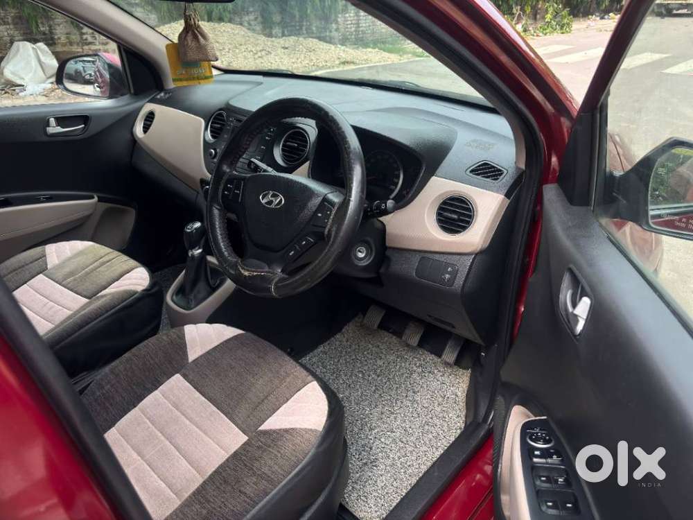 Hyundai Grand I10 Sportz, 2016, Petrol