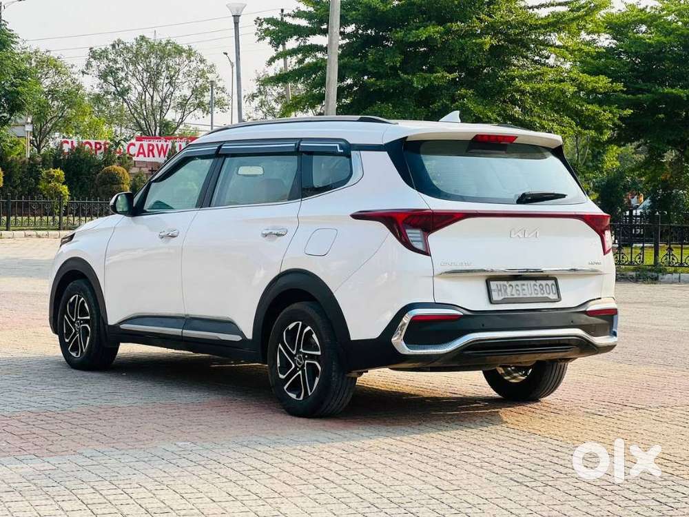 Kia Carens Luxury (o)1.5 Diesel At 7 Str, 2023, Diesel