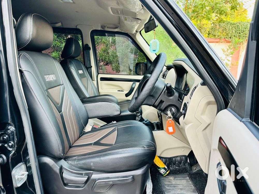 Mahindra Scorpio Classic 2.2 S 11 Mt 7 Cc, 2025, Diesel