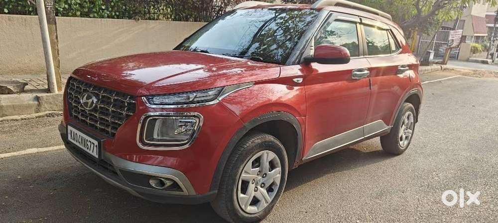 Hyundai Venue S, 2019, Petrol