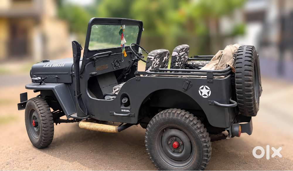 Vintage Jeep Kaiser 1953