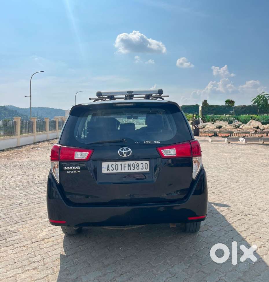 Toyota Innova Crysta 2.4 Gx Mt, 2023, Diesel